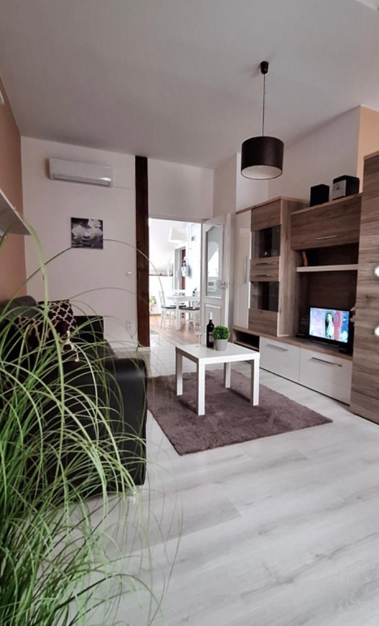 Esztergom Apartman Экстерьер фото